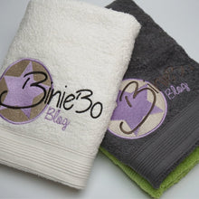 Laden Sie das Bild in den Galerie-Viewer, BinieBo Handtuch - Biniebo