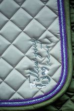 Laden Sie das Bild in den Galerie-Viewer, Follow your heart Schabracke - Biniebo